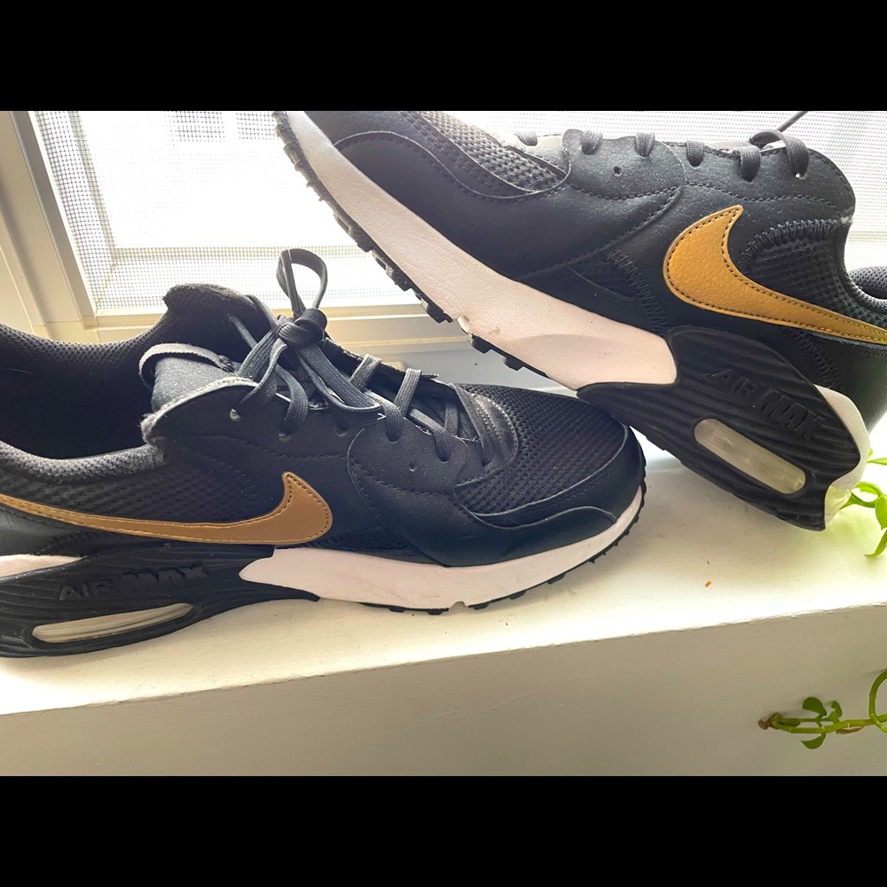 Nike Air Max Black & Gold